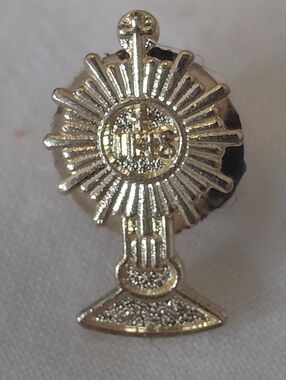 Gold-tone Religious Monstrance Pin